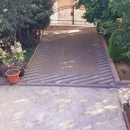 Vrljika,with Private Pool,bikes,garage Apartment *